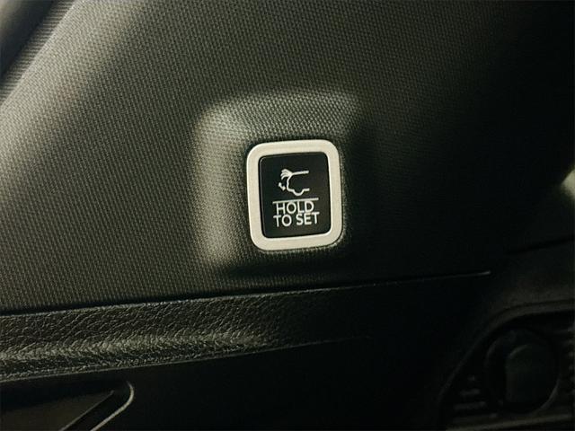 used 2025 Jeep Grand Cherokee car, priced at $43,992