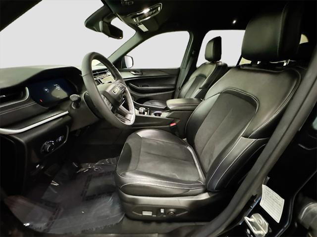 used 2024 Jeep Grand Cherokee car, priced at $35,992