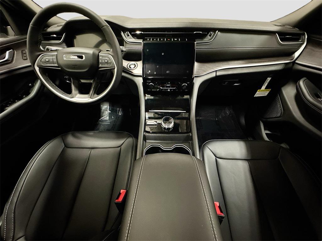 new 2025 Jeep Grand Cherokee L car, priced at $51,266