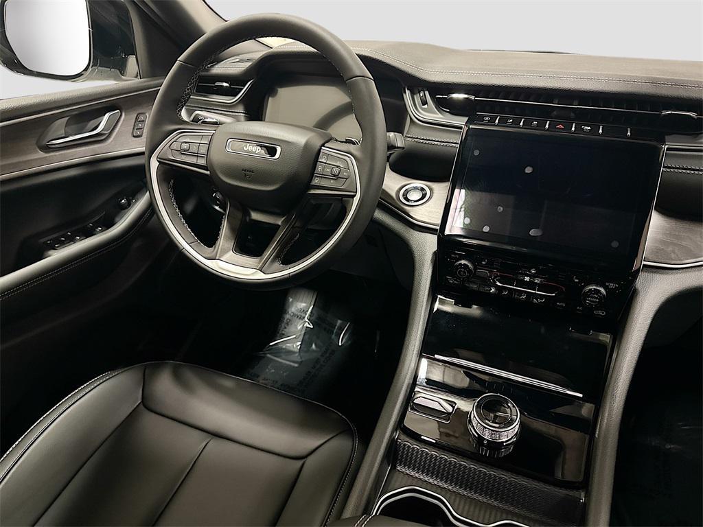 new 2025 Jeep Grand Cherokee L car, priced at $51,266
