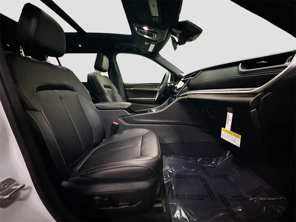 new 2025 Jeep Grand Cherokee L car, priced at $51,266