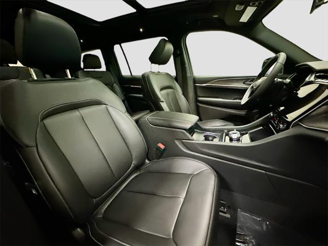 new 2025 Jeep Grand Cherokee L car, priced at $49,462