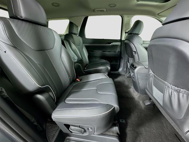 used 2025 Hyundai Palisade car, priced at $42,992