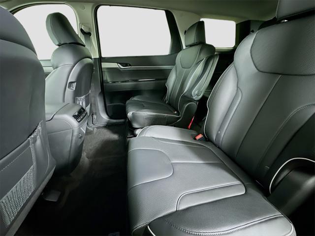 used 2025 Hyundai Palisade car, priced at $42,992