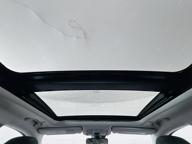 used 2022 Jeep Cherokee car, priced at $26,992