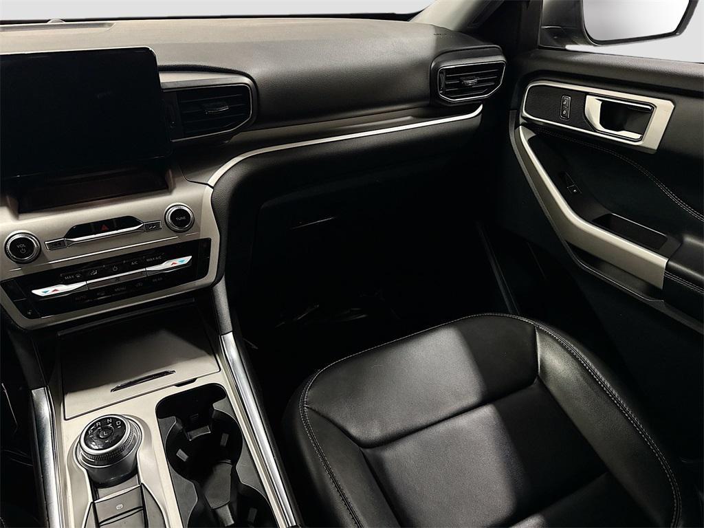 used 2022 Ford Explorer car, priced at $27,992