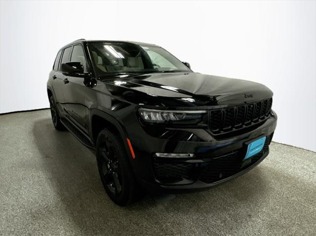 new 2025 Jeep Grand Cherokee car, priced at $56,605