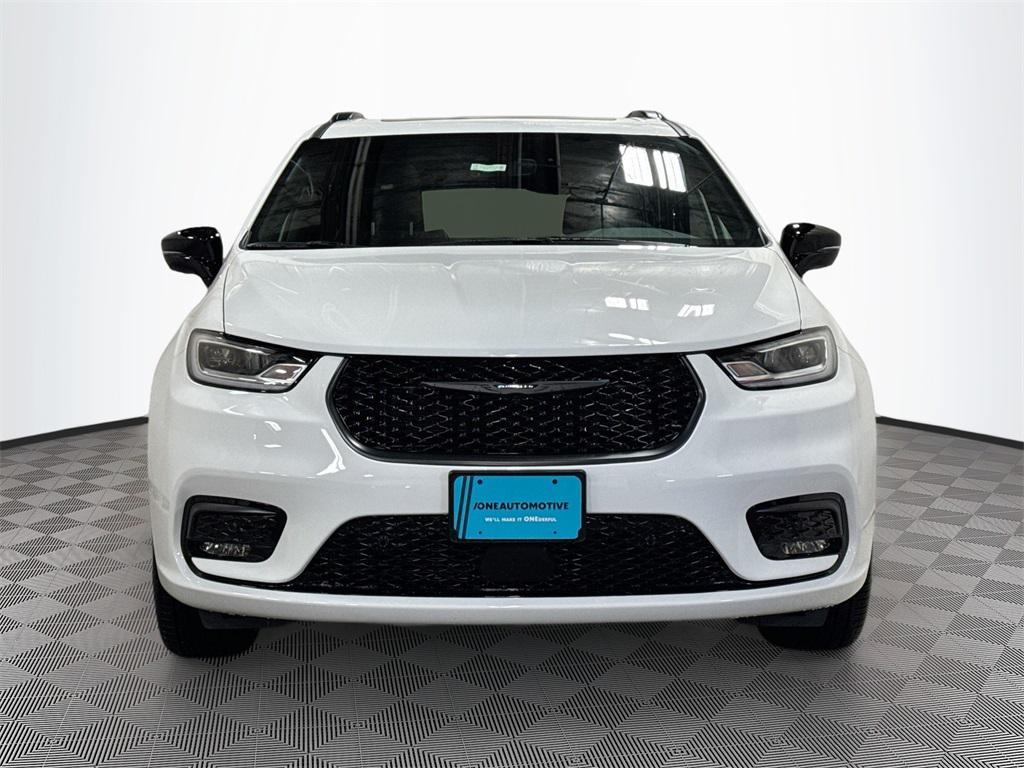 new 2026 Chrysler Pacifica car, priced at $54,482