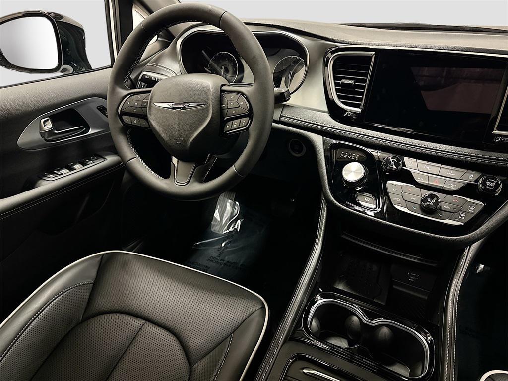 new 2026 Chrysler Pacifica car, priced at $54,482
