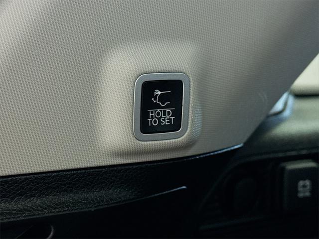 used 2023 Jeep Grand Cherokee car, priced at $27,987