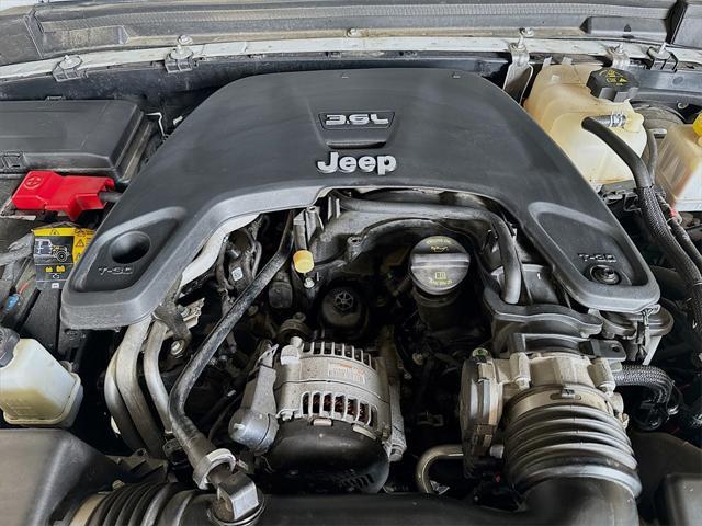 used 2021 Jeep Gladiator car, priced at $33,222