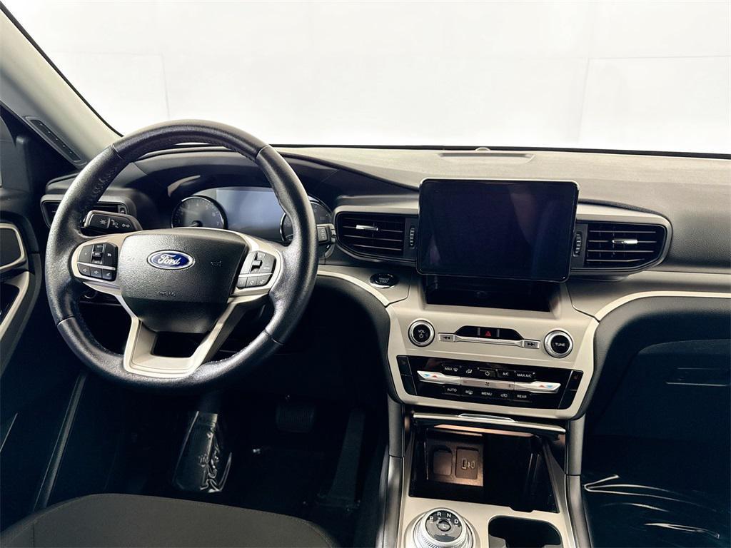 used 2022 Ford Explorer car, priced at $30,992