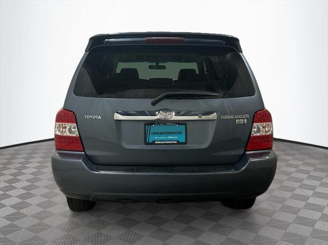 used 2006 Toyota Highlander Hybrid car, priced at $7,422
