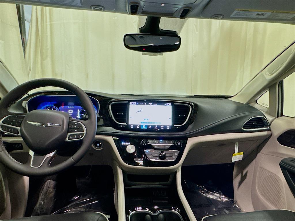 new 2024 Chrysler Pacifica car, priced at $43,456