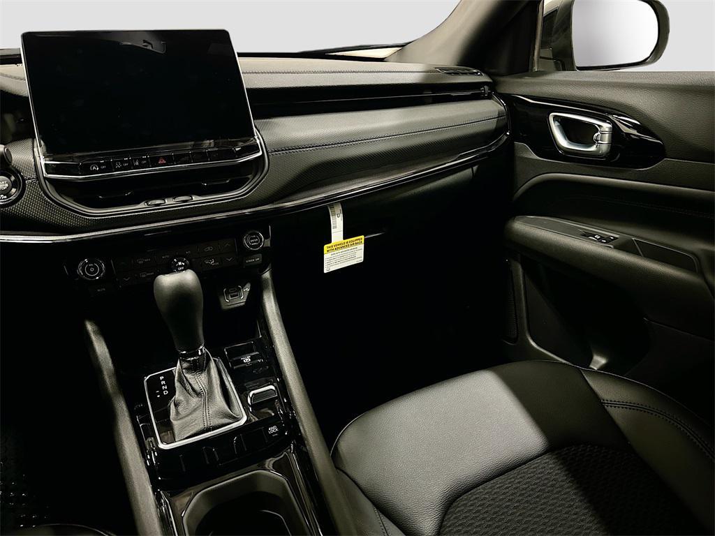 new 2025 Jeep Compass car, priced at $33,430