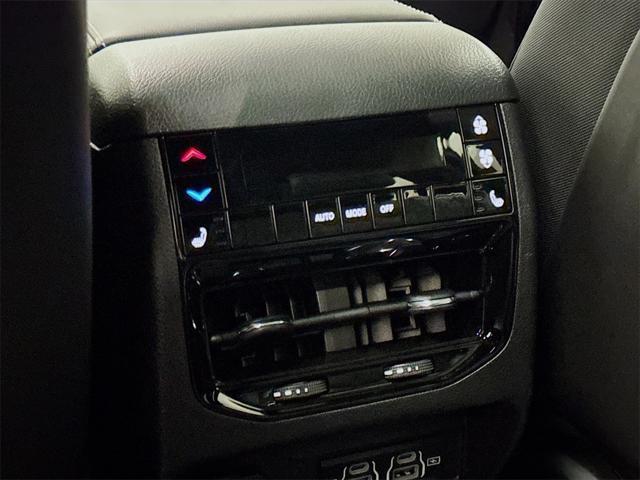 new 2025 Jeep Grand Cherokee L car, priced at $50,530