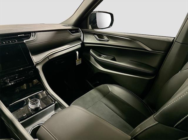 new 2025 Jeep Grand Cherokee L car, priced at $44,025