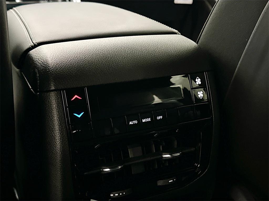 new 2025 Jeep Grand Cherokee L car, priced at $44,525