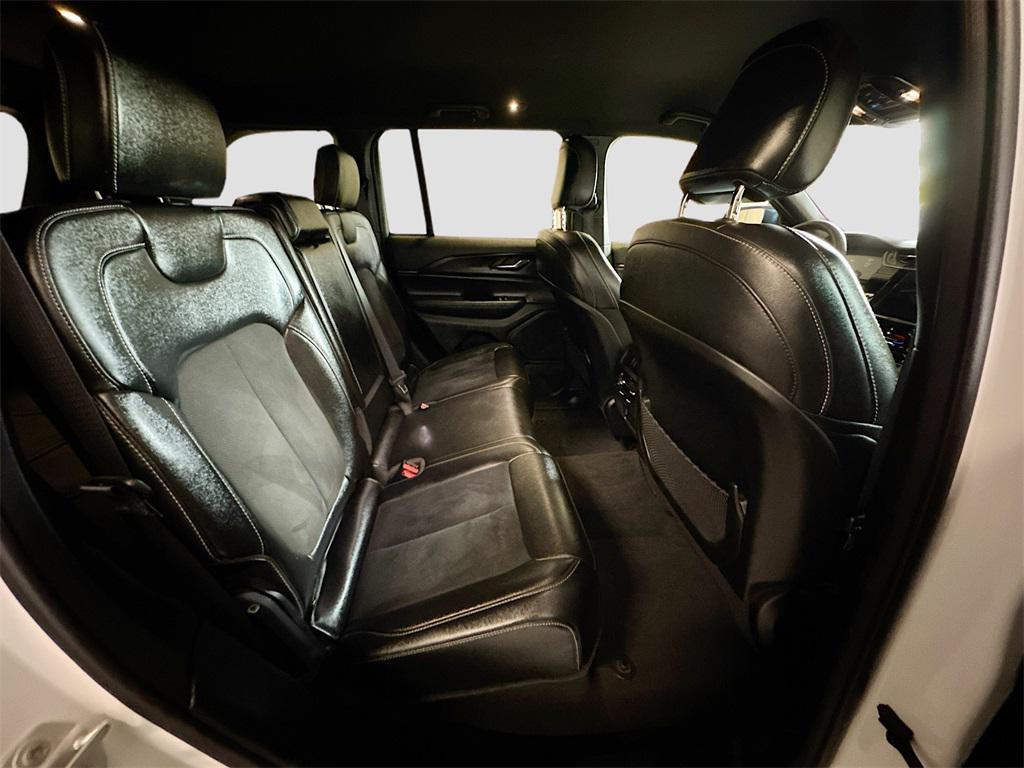 used 2024 Jeep Grand Cherokee car, priced at $32,992
