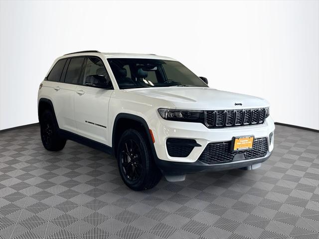 used 2024 Jeep Grand Cherokee car, priced at $37,422