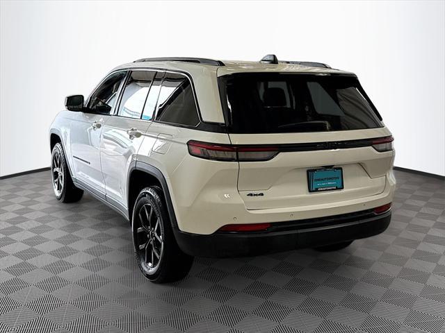 used 2024 Jeep Grand Cherokee car, priced at $37,422