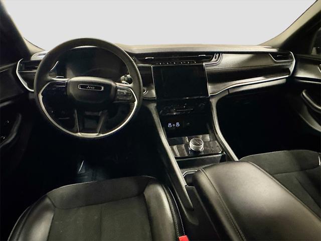 used 2024 Jeep Grand Cherokee car, priced at $37,422