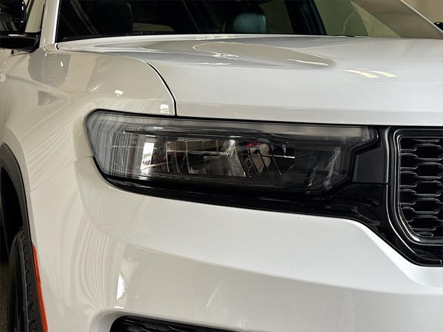 used 2024 Jeep Grand Cherokee car, priced at $37,422