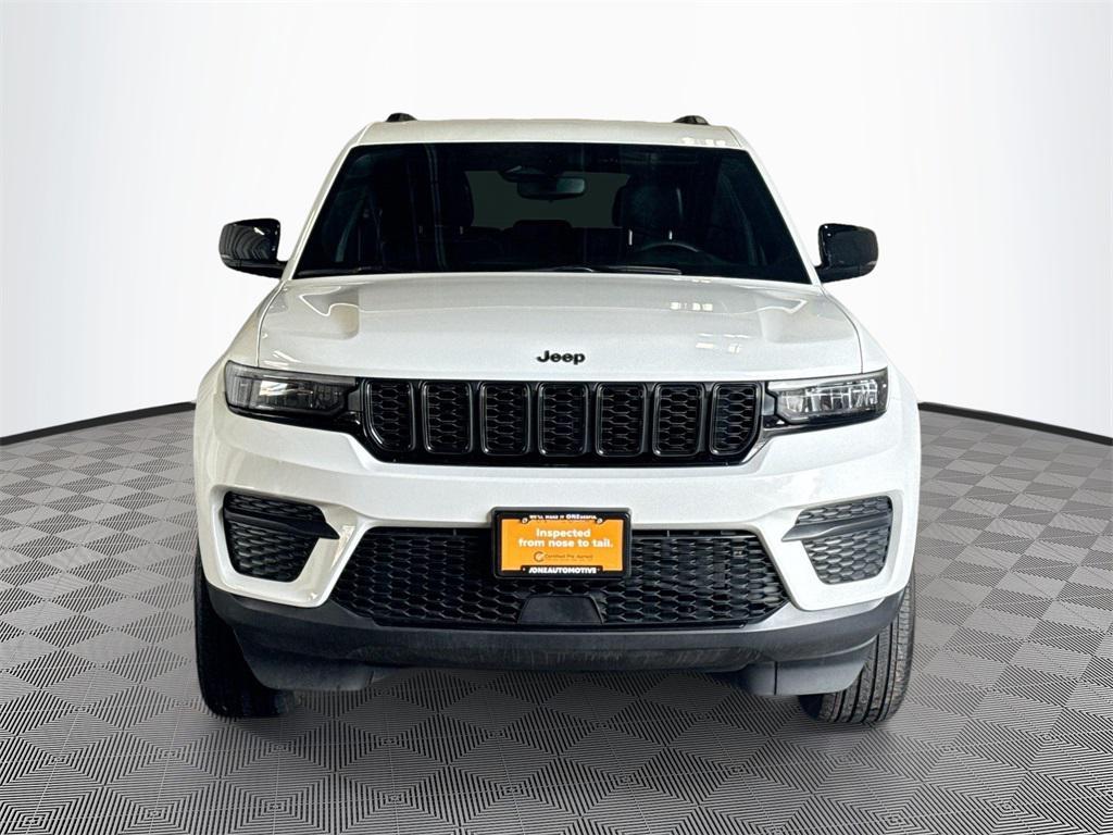 used 2024 Jeep Grand Cherokee car, priced at $32,992