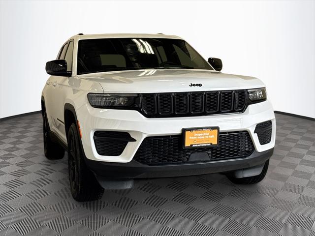used 2024 Jeep Grand Cherokee car, priced at $36,492
