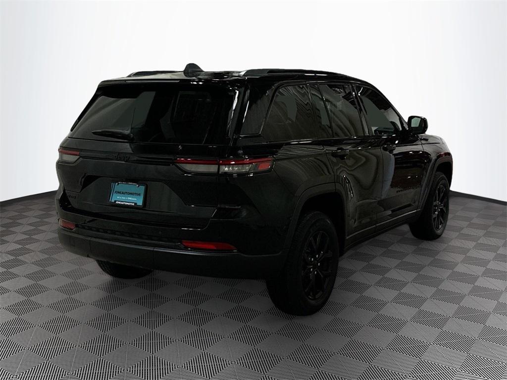 used 2025 Jeep Grand Cherokee car, priced at $38,992