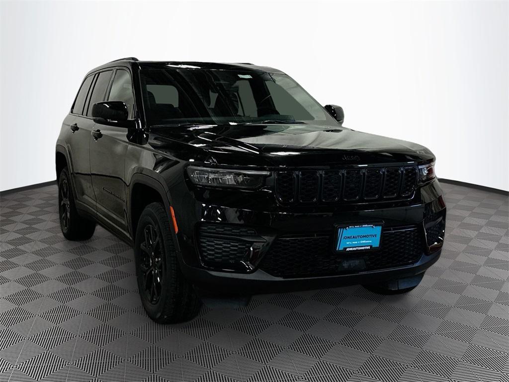 used 2025 Jeep Grand Cherokee car, priced at $38,992