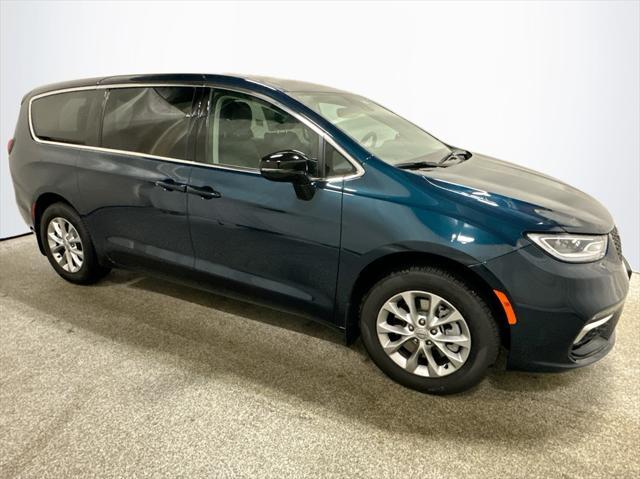 new 2024 Chrysler Pacifica car, priced at $47,165