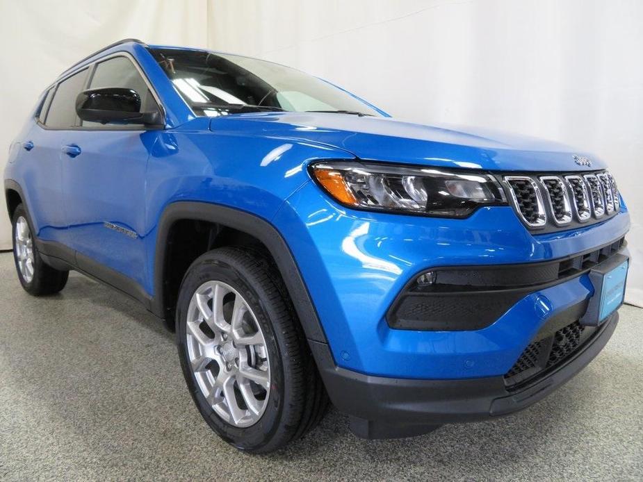 new 2024 Jeep Compass car, priced at $36,923