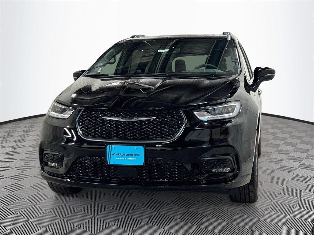 new 2026 Chrysler Pacifica car, priced at $53,439