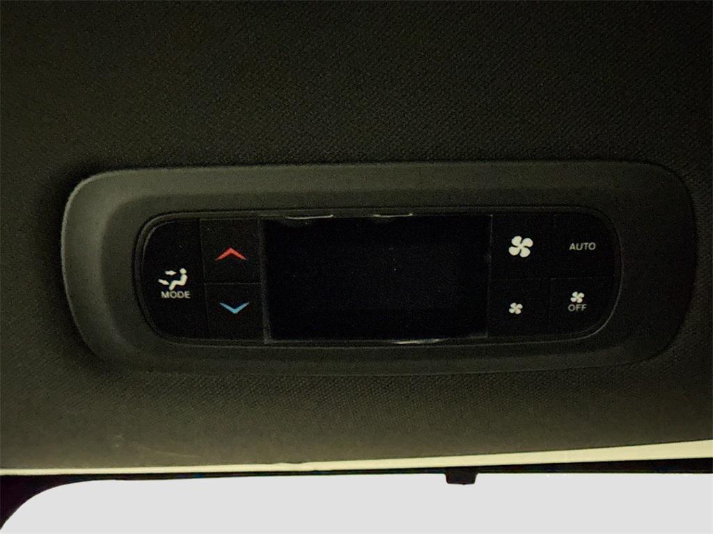 new 2025 Chrysler Pacifica car, priced at $41,748