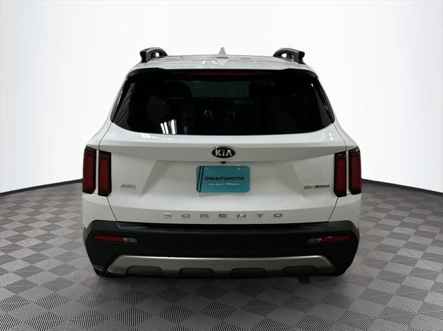 used 2021 Kia Sorento car, priced at $26,497