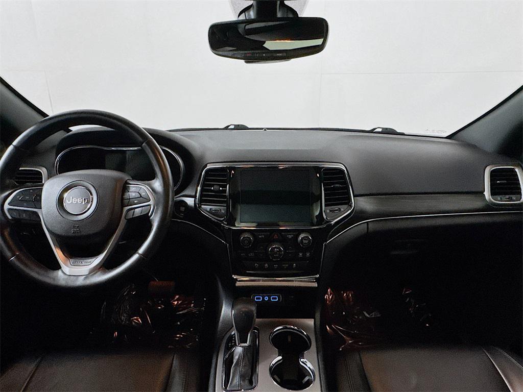 used 2022 Jeep Grand Cherokee car, priced at $27,598