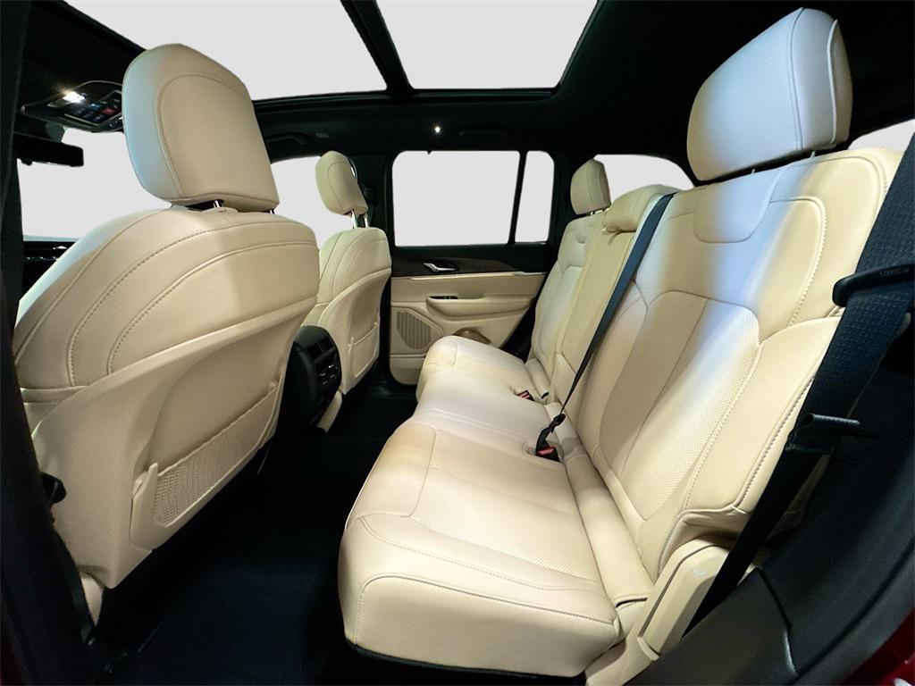 new 2025 Jeep Grand Cherokee car, priced at $47,851