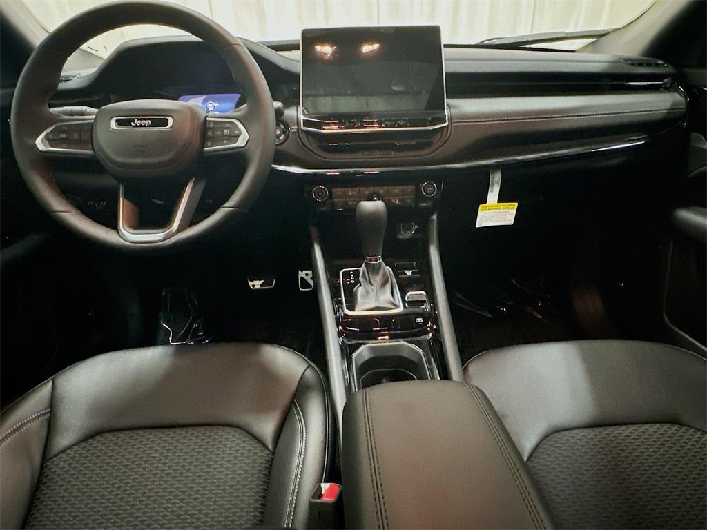 new 2024 Jeep Compass car, priced at $41,025