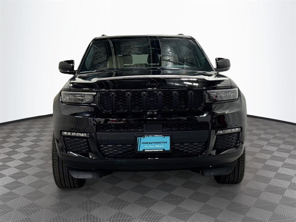 new 2025 Jeep Grand Cherokee L car, priced at $42,800