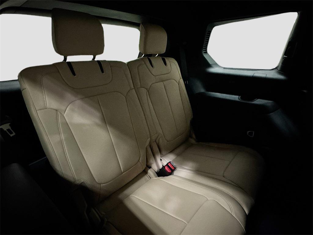 new 2025 Jeep Grand Cherokee L car, priced at $42,800