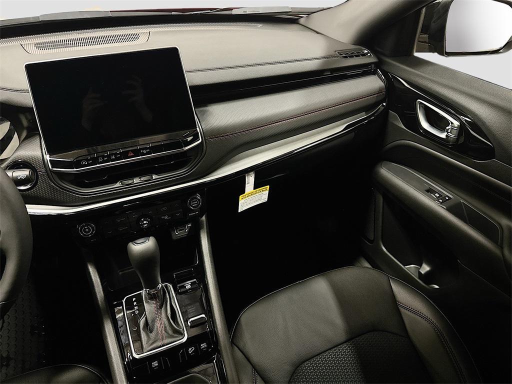 new 2026 Jeep Compass car, priced at $35,178