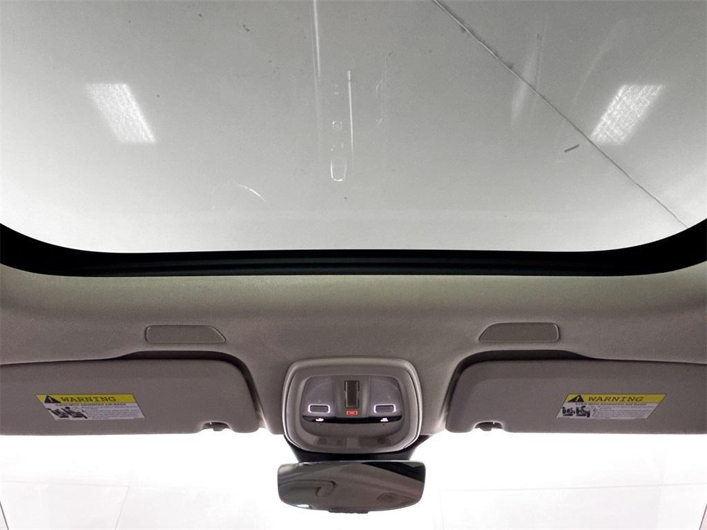 used 2022 Volvo XC60 car, priced at $34,248