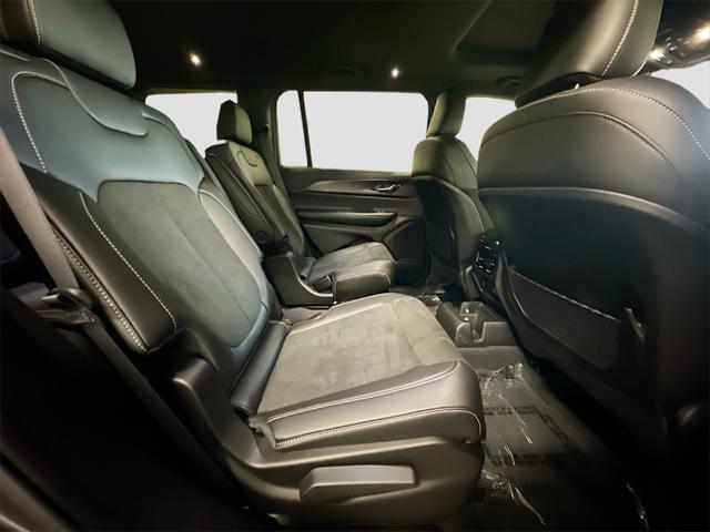 new 2025 Jeep Grand Cherokee L car, priced at $42,372