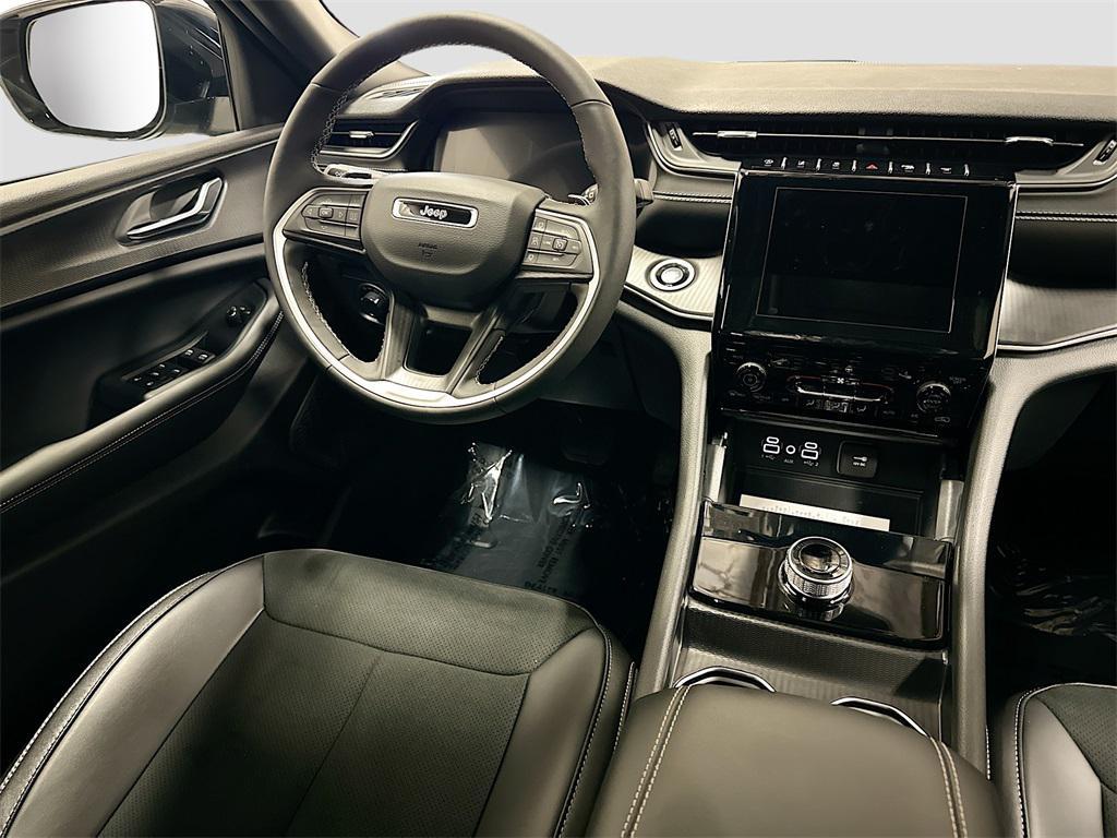 new 2025 Jeep Grand Cherokee L car, priced at $43,530