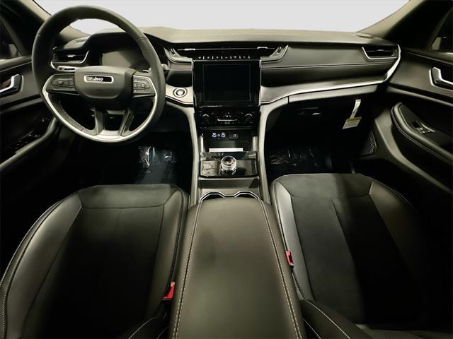 new 2025 Jeep Grand Cherokee L car, priced at $42,372
