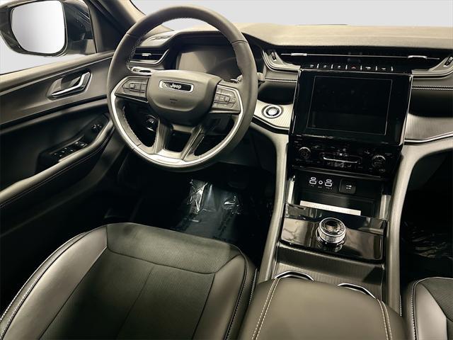 new 2025 Jeep Grand Cherokee L car, priced at $42,372