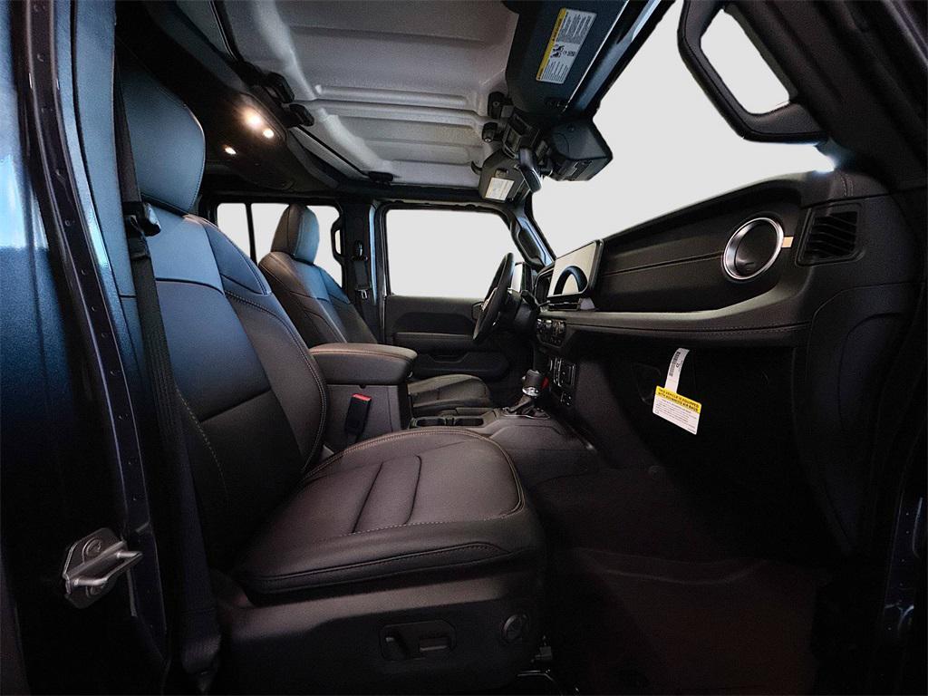 new 2025 Jeep Wrangler car, priced at $51,139