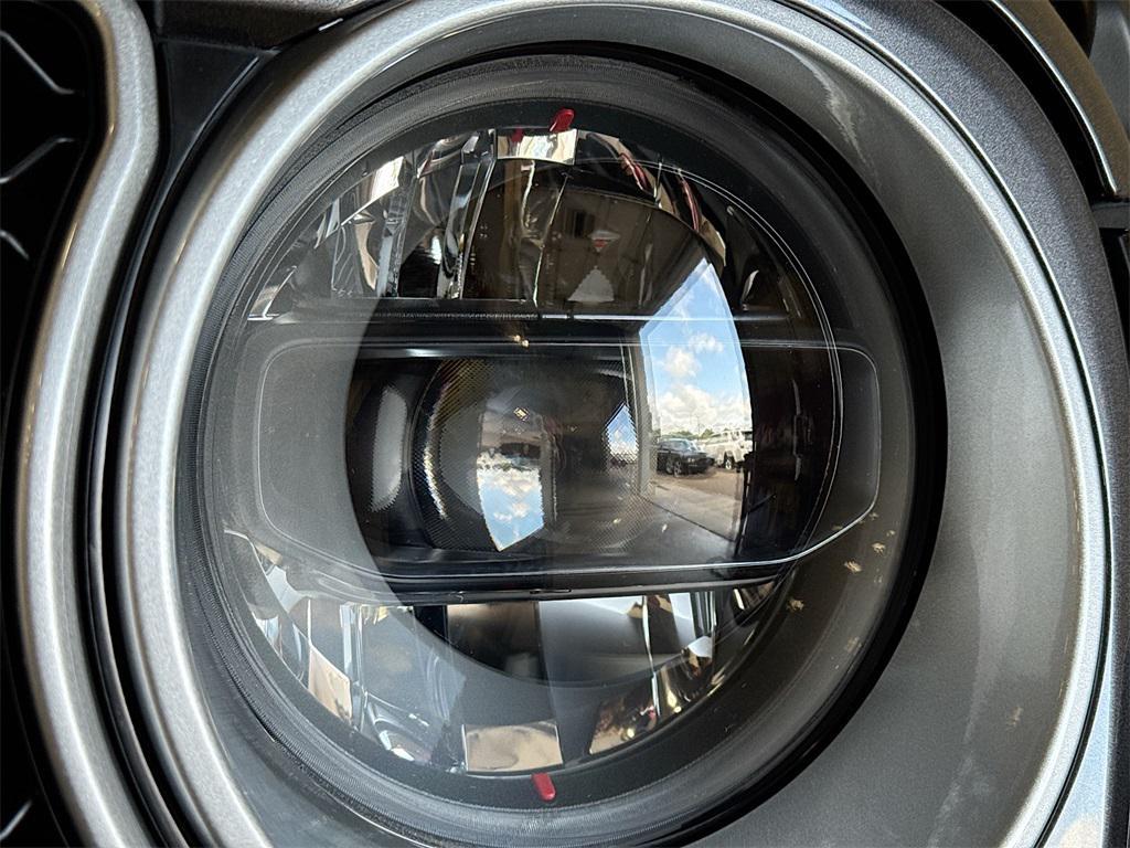 new 2025 Jeep Wrangler car, priced at $51,139