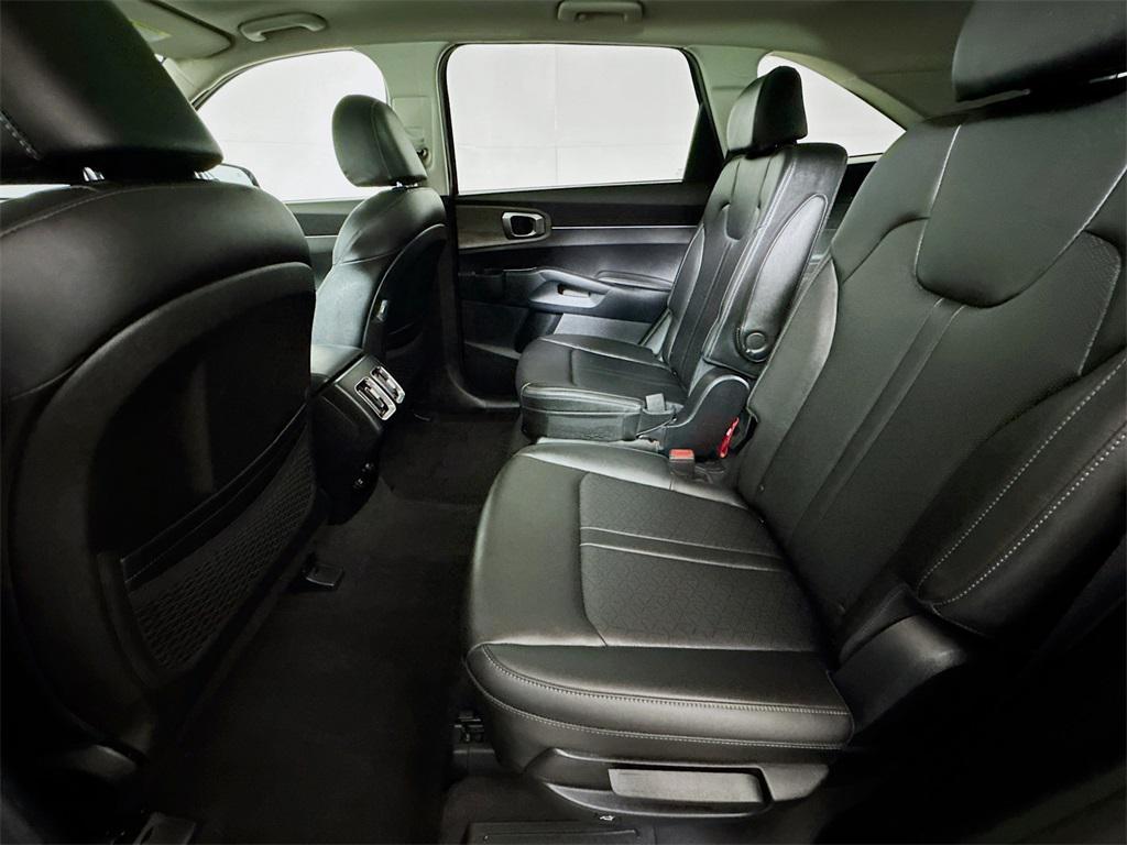 used 2023 Kia Sorento car, priced at $30,492